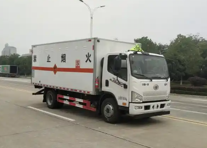 大余爆破器材运输车可以上高速吗？